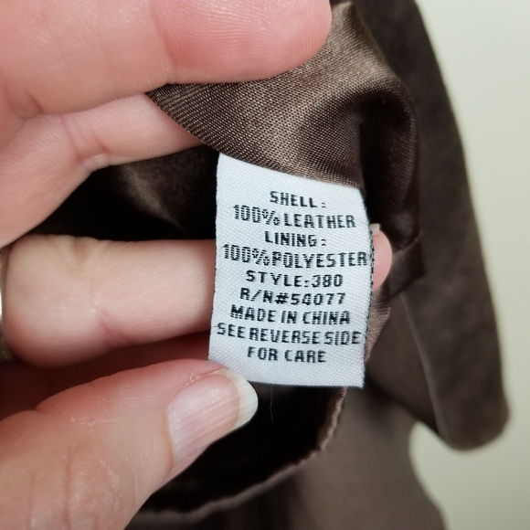 CAbi Brown 100% Leather Scalloped Skirt size 6 380 - Picture 3 of 7